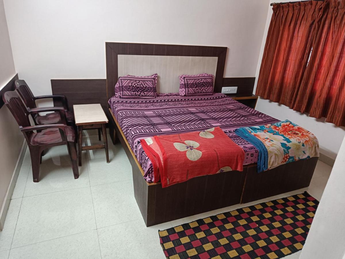 Sri Vishnu Krupa Lodging Belur (Karnataka) Exterior foto